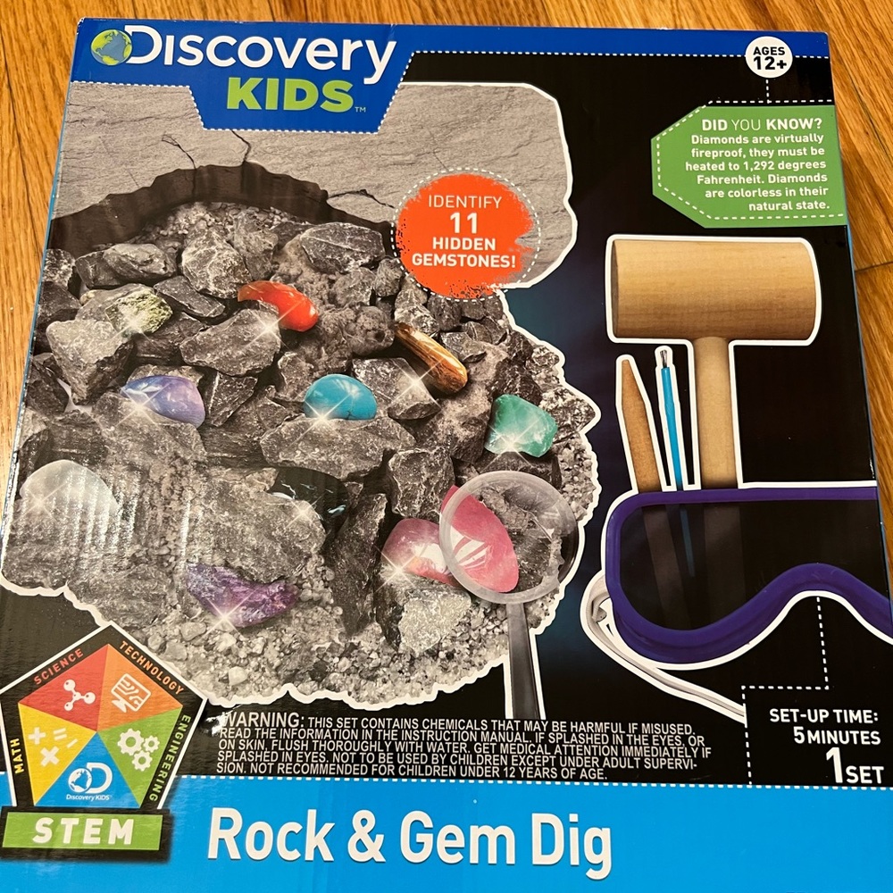- Discovery kids gem rock dig